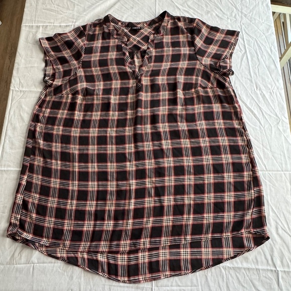plaid black and red stripes blouse brand Torrid size 1 - Picture 3 of 5